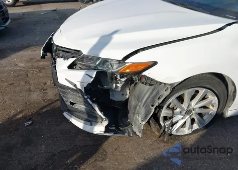 2024 Toyota Camry Le z USA, uszkodzony, nr VIN 4T1C11AK6RU859319